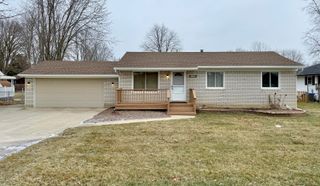 32065 Lakepoint Street, Chesterfield Twp, MI 48047