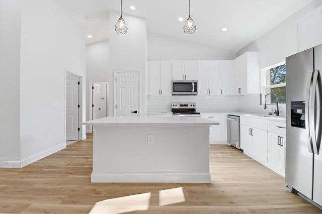 15117 SW 66TH AVENUE ROAD, Ocala, FL 34473