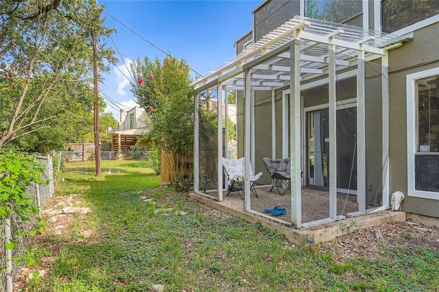 6810 Thorncliffe DR B, Austin, TX 78731