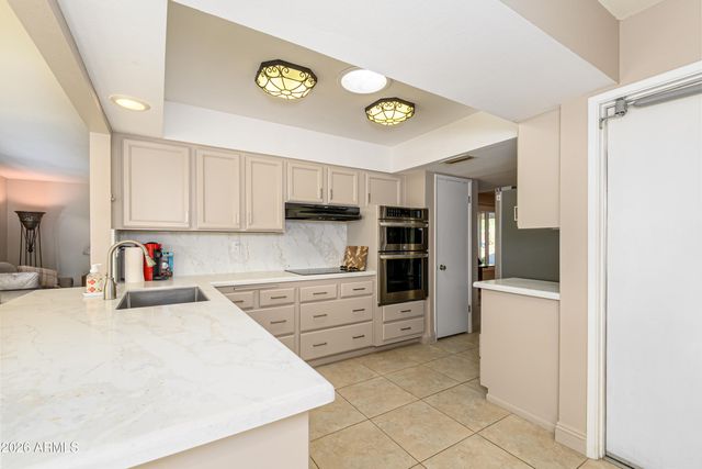 12927 W MAPLEWOOD Drive, Sun City West, AZ 85375