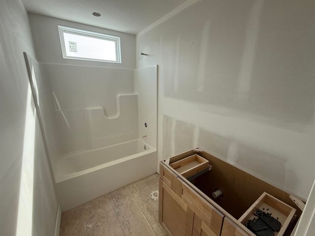 106 E Poplar Ct, Goddard, KS 67052