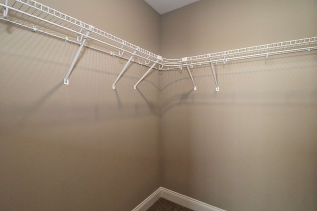 835 Crestone Ln, Clarksville, TN 37042