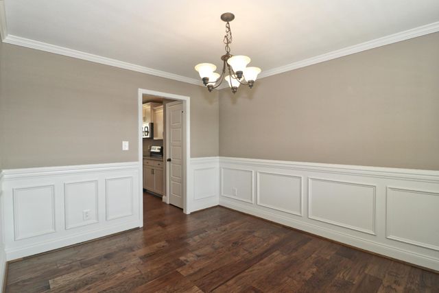 835 Crestone Ln, Clarksville, TN 37042