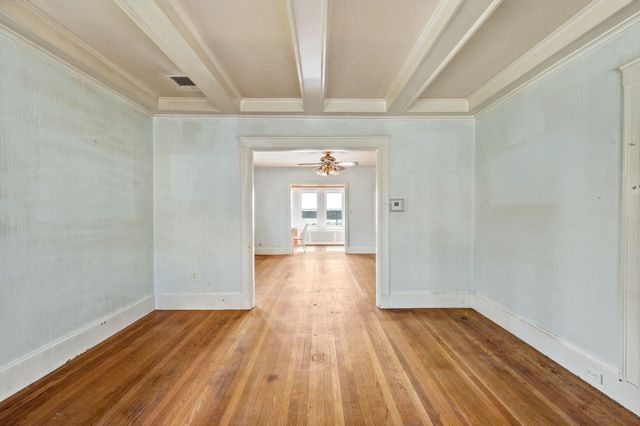 28 Roosevelt Ave, Hull, MA 02045