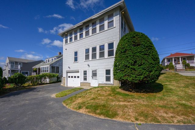 28 Roosevelt Ave, Hull, MA 02045