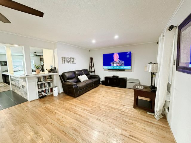 905 Miranda Drive, Mesquite, TX 75149