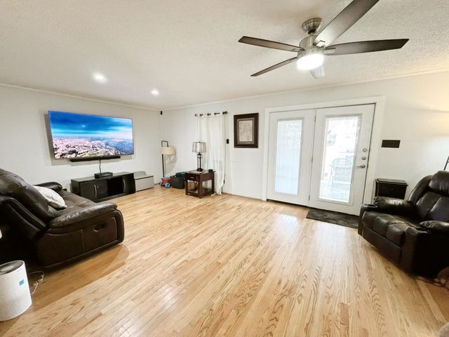 905 Miranda Drive, Mesquite, TX 75149