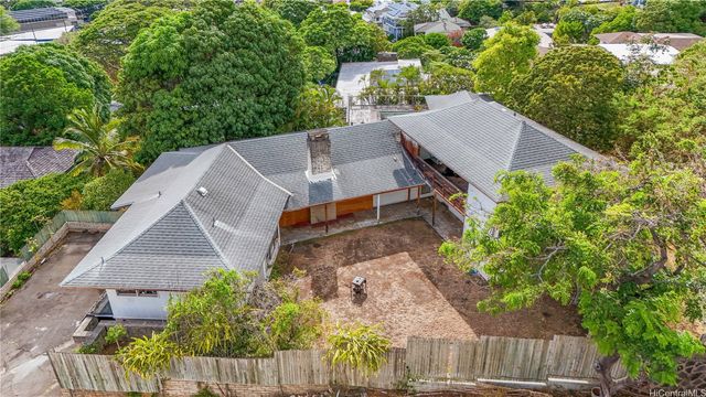 2026 Ahualani Place A, Honolulu, HI 96822