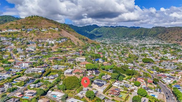 2026 Ahualani Place A, Honolulu, HI 96822