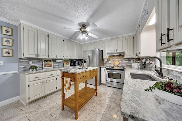 399 Smith Road, Ball Ground, GA 30107