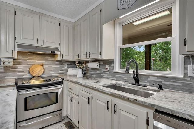 399 Smith Road, Ball Ground, GA 30107