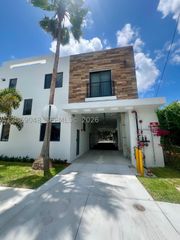 1860 NW 19th St 102, Miami, FL 33125