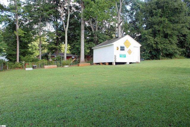 31 Racine Court, Greenville, SC 29617