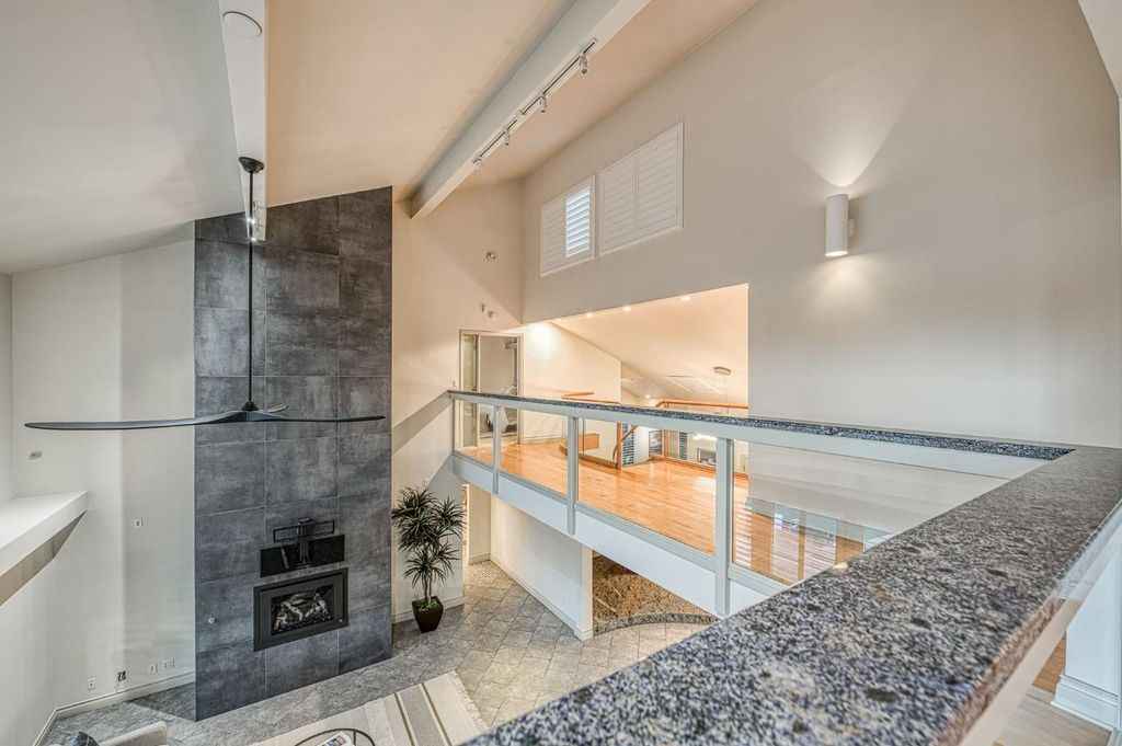 Image 30 of property listing at 2788 W Bluff Avenue, Fresno, CA 93711