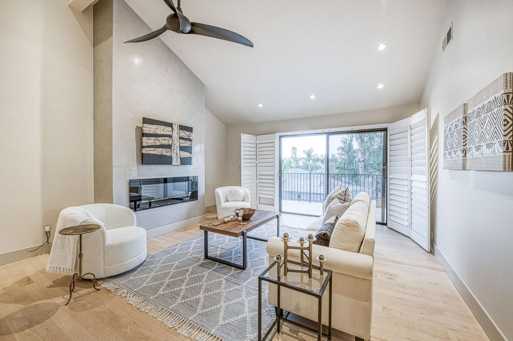 Image 33 of property listing at 2788 W Bluff Avenue, Fresno, CA 93711