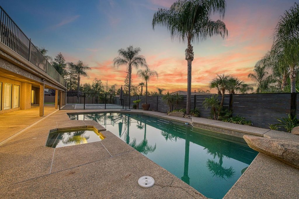 Image 58 of property listing at 2788 W Bluff Avenue, Fresno, CA 93711