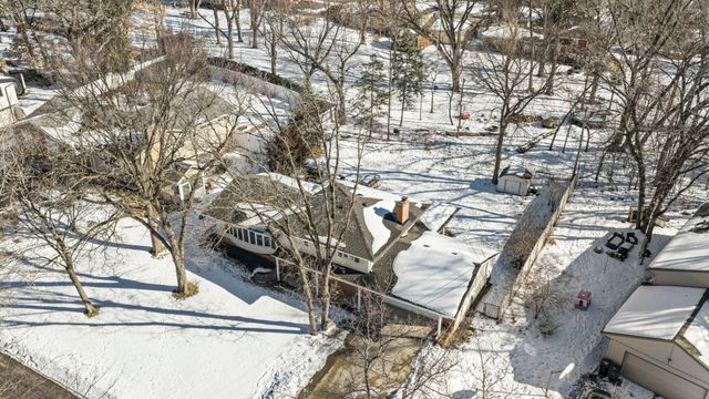 3080 Oxford Street N, Roseville, MN 55113