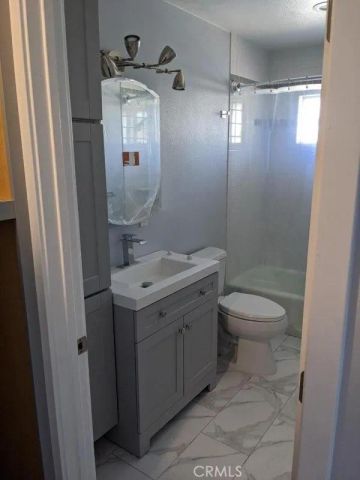 7006 E El Paseo, Long Beach, CA 90815