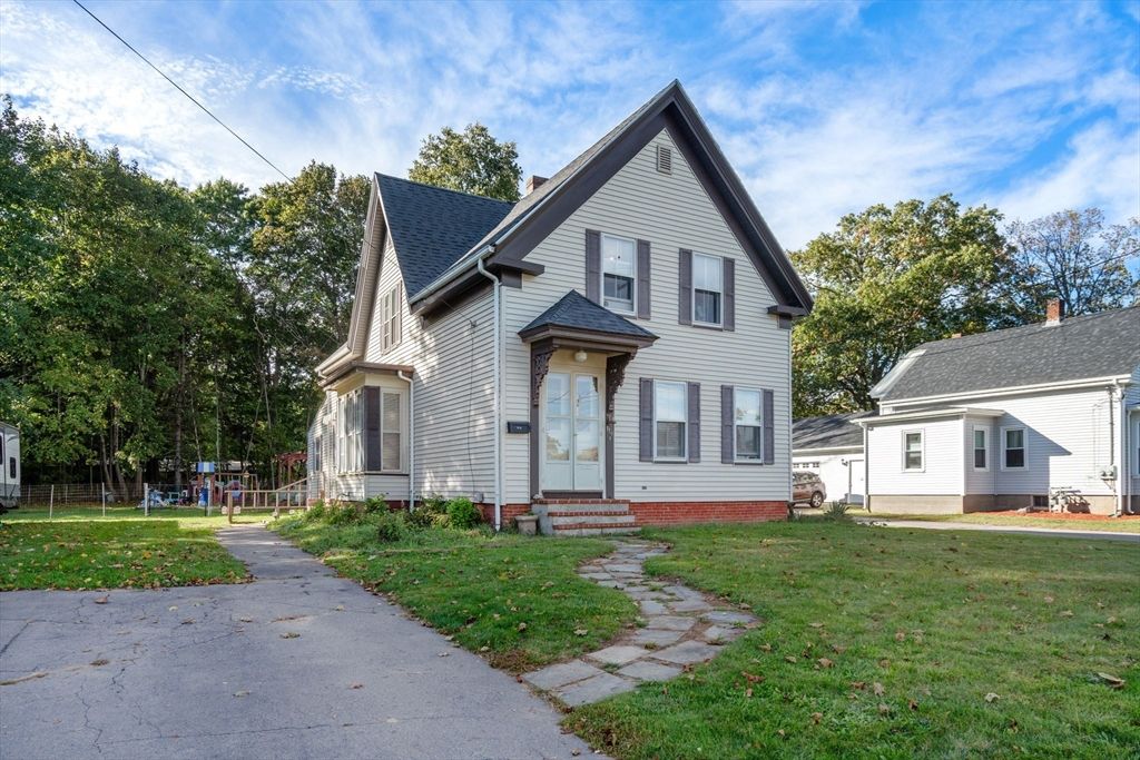 114 Oak Str, Middleboro, MA 02346
