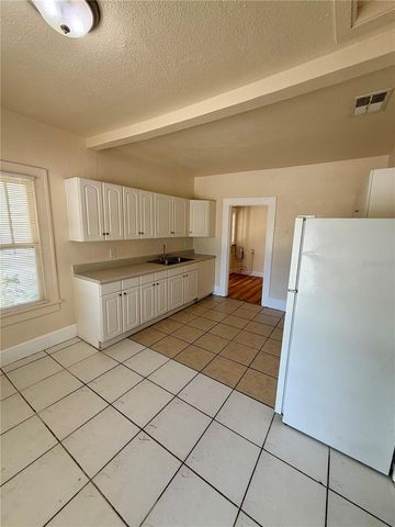 750 38TH AVENUE S, St Petersburg, FL 33705