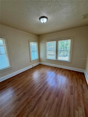 750 38TH AVENUE S, St Petersburg, FL 33705