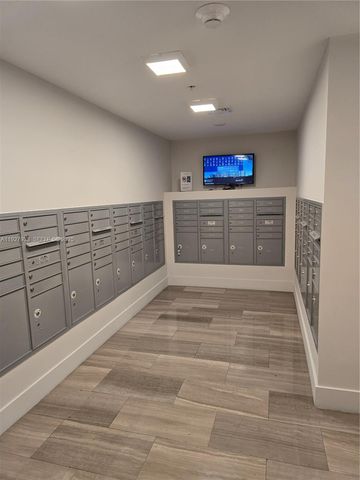 1600 SW 1st Ave 809, Miami, FL 33129