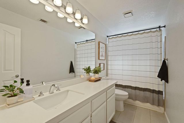 1405 Marynell Dr, Ceres, CA 95307