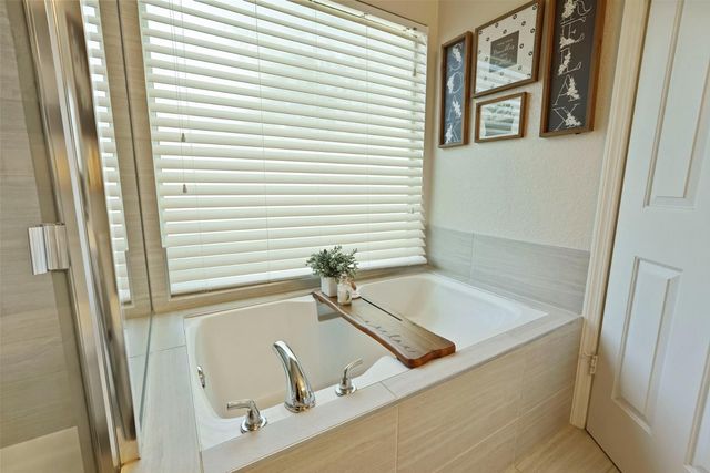 1405 Marynell Dr, Ceres, CA 95307