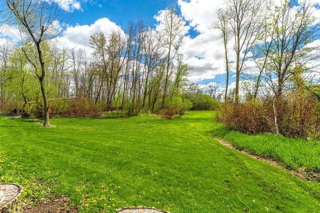 1602 Lisa LANE, New Holstein, WI 53061