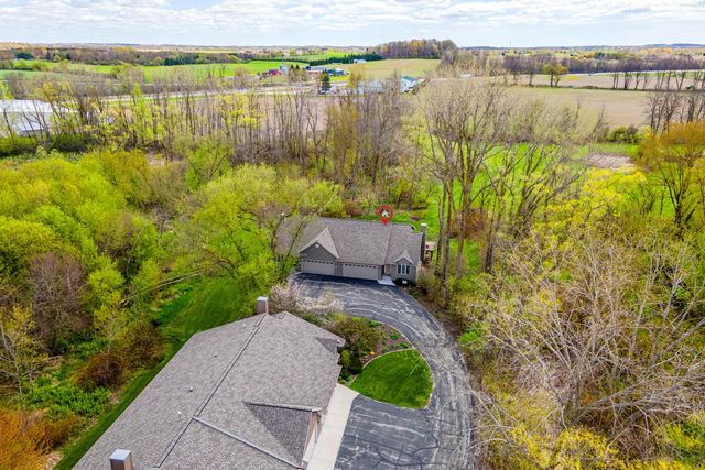 1602 Lisa LANE, New Holstein, WI 53061