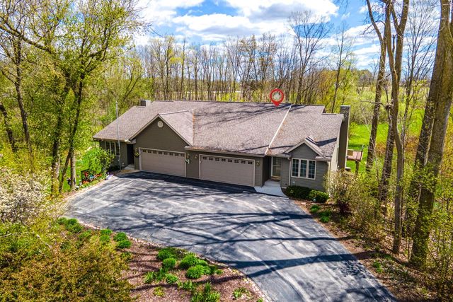1602 Lisa LANE, New Holstein, WI 53061