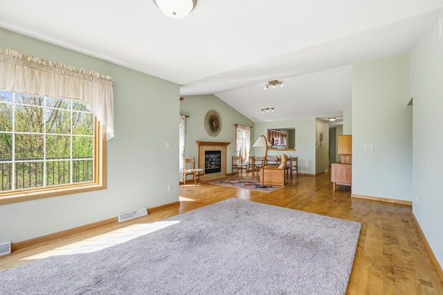 1602 Lisa LANE, New Holstein, WI 53061