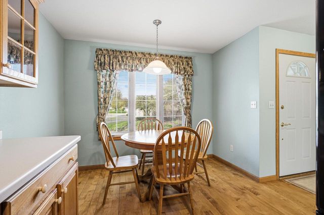 1602 Lisa LANE, New Holstein, WI 53061