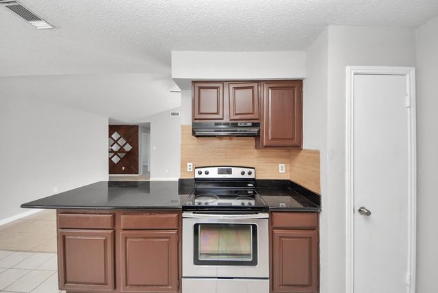 1911 Hammerwood Drive, Missouri City, TX 77489