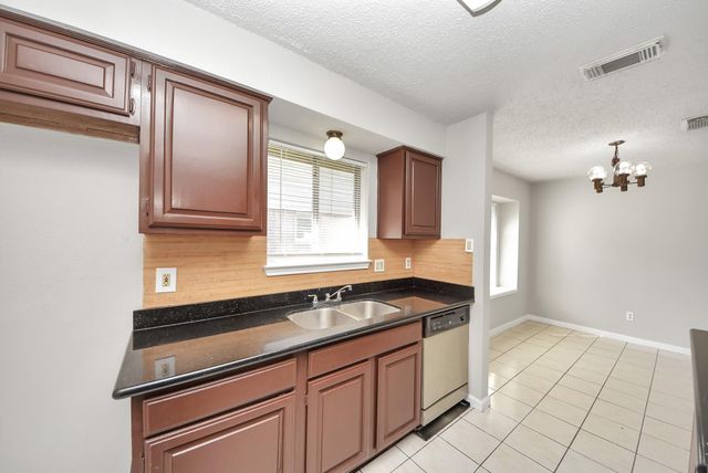 1911 Hammerwood Drive, Missouri City, TX 77489