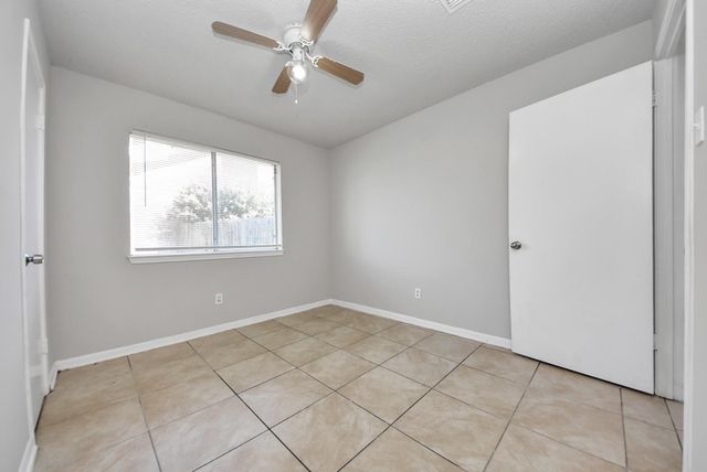 1911 Hammerwood Drive, Missouri City, TX 77489