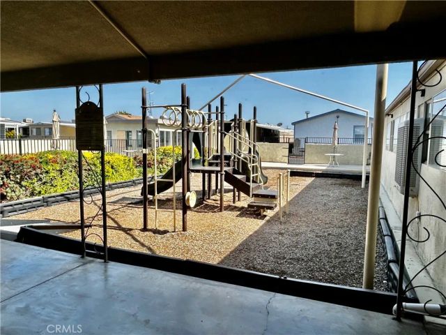 675 W Oakland G2, Hemet, CA 92543