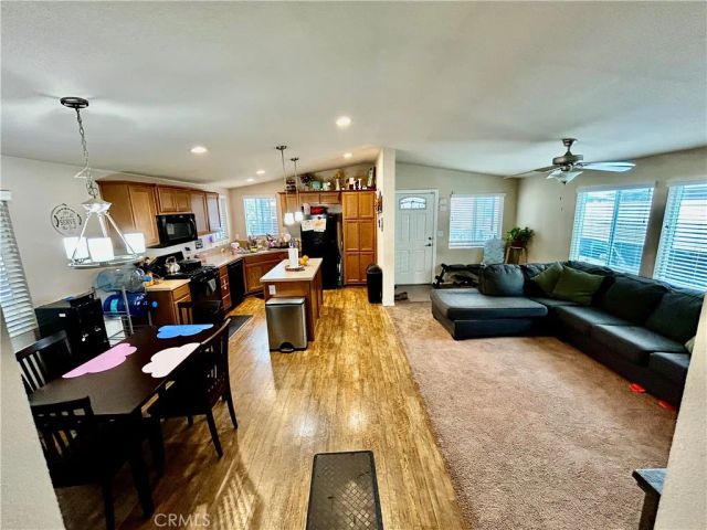 675 W Oakland G2, Hemet, CA 92543