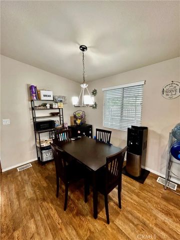 675 W Oakland G2, Hemet, CA 92543