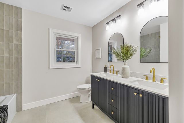 93 Tersana Drive, Easton, CT 06612