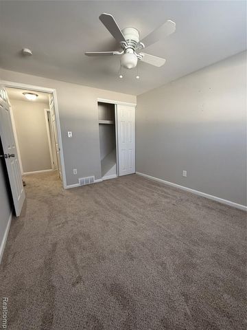 41229 N Central Drive, Sterling Heights, MI 48313