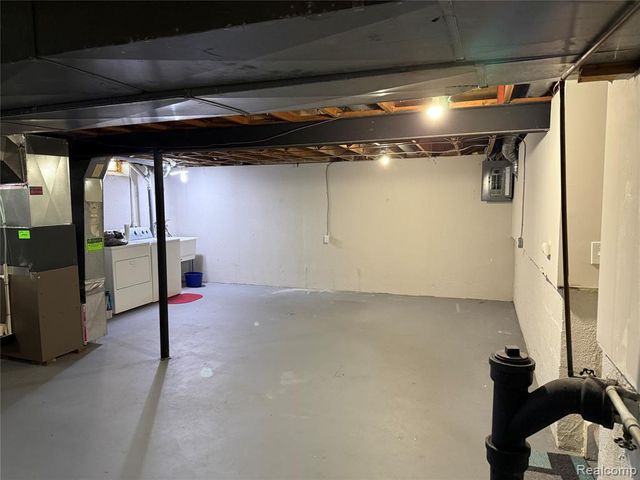 41229 N Central Drive, Sterling Heights, MI 48313