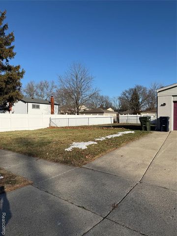 41229 N Central Drive, Sterling Heights, MI 48313