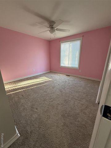 41229 N Central Drive, Sterling Heights, MI 48313