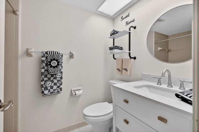 7382 SE Jamestown Terrace, Hobe Sound, FL 33455