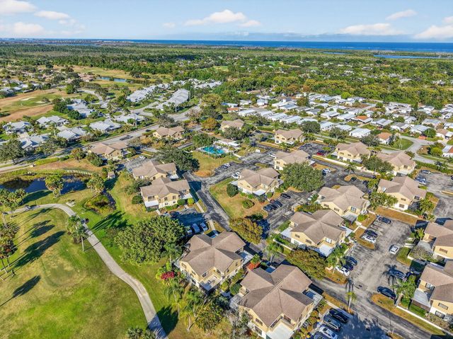 7382 SE Jamestown Terrace, Hobe Sound, FL 33455