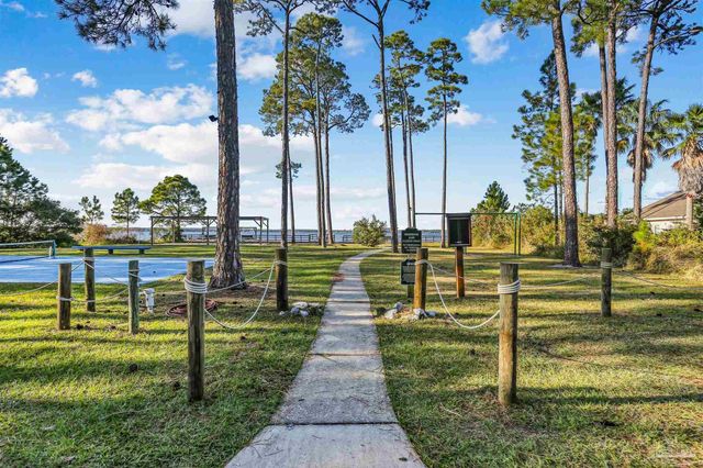 5470 N Shore Rd, Pensacola, FL 32507