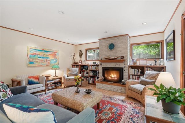 3990 Plymouth Circle, Madison, WI 53705