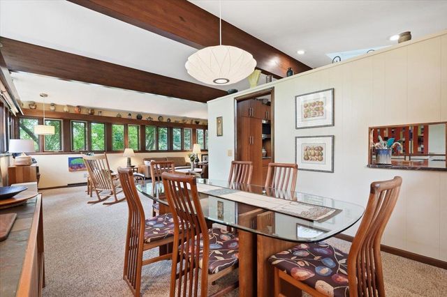 3990 Plymouth Circle, Madison, WI 53705