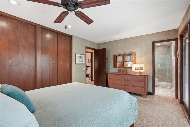 3990 Plymouth Circle, Madison, WI 53705